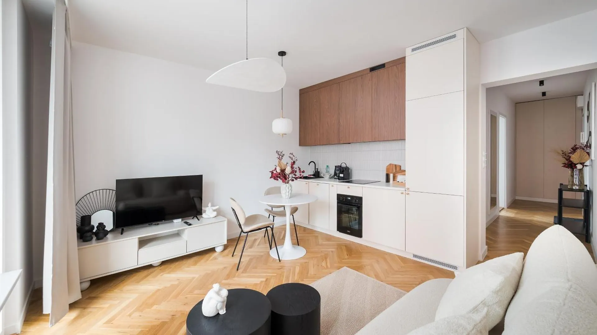 Krasinski Garden Superior Apartment Warsaw