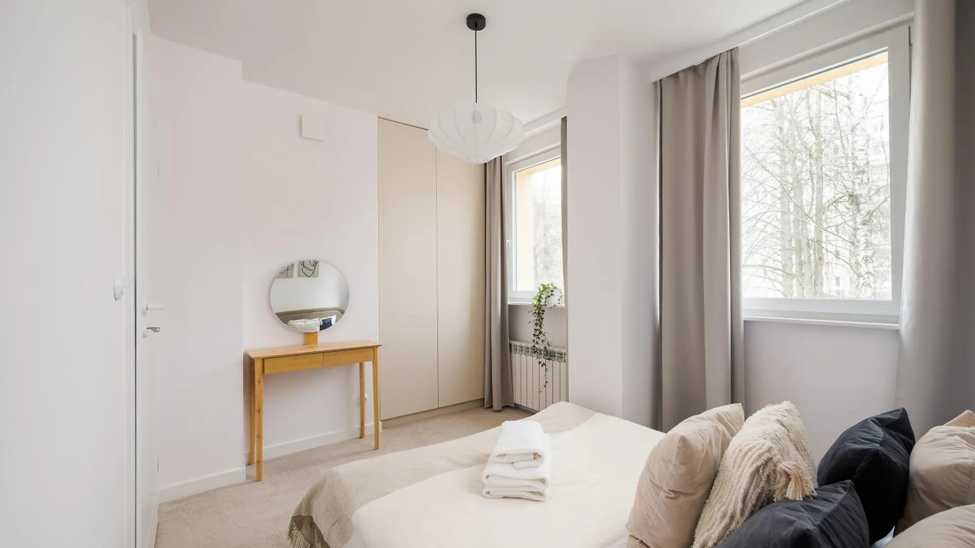 Krasinski Garden Superior Apartment Warsaw Poland