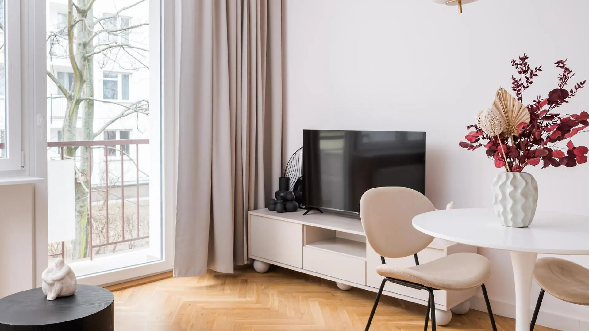 Krasinski Garden Superior Apartment Warsaw